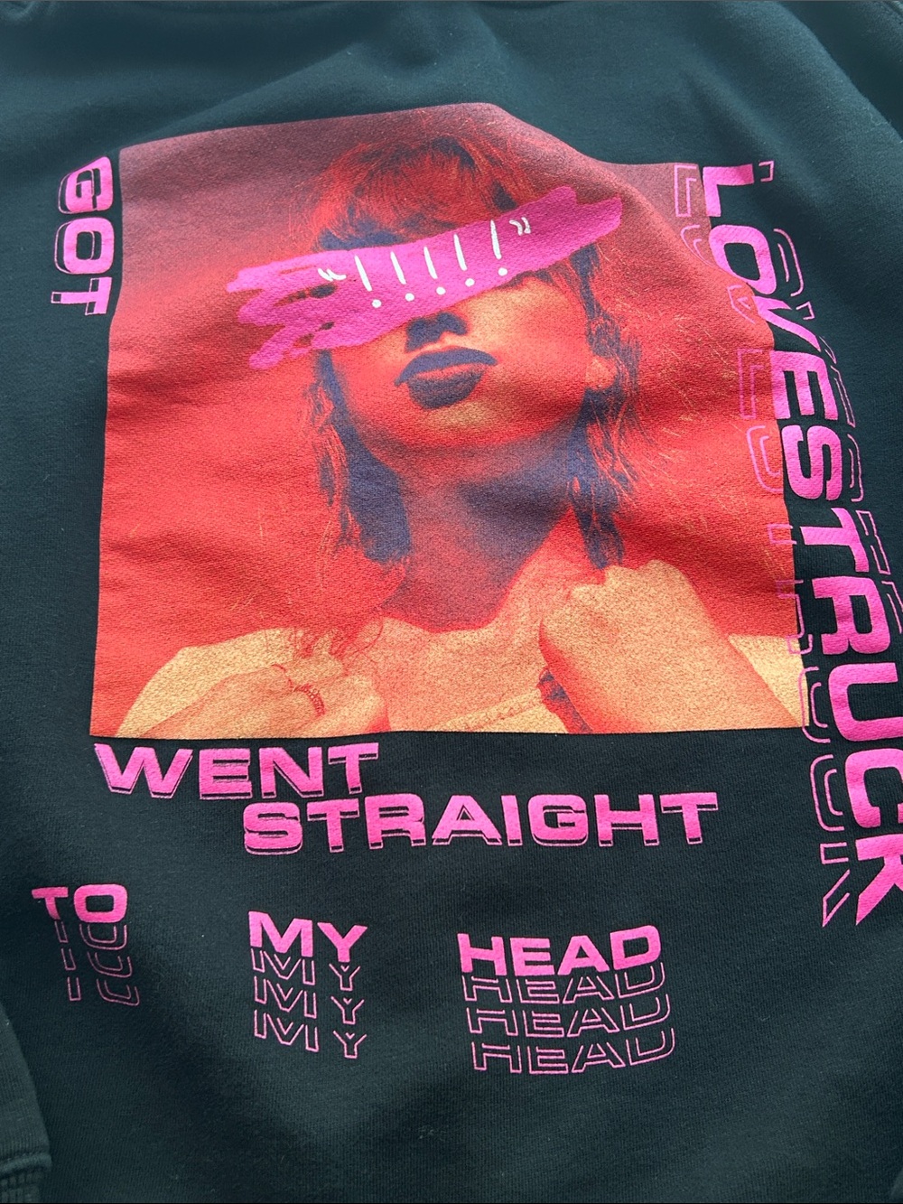 Taylor Swift 1989 official Lovestruck hoodie size M - Picture 2 of 9